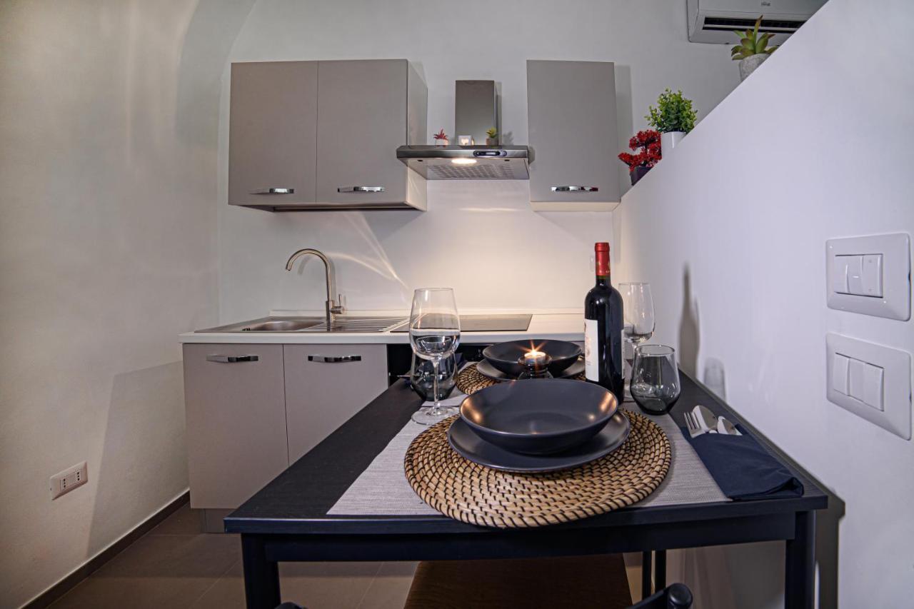 Le Puglie Luxury Apartments มอลเฟตตา ภายนอก รูปภาพ